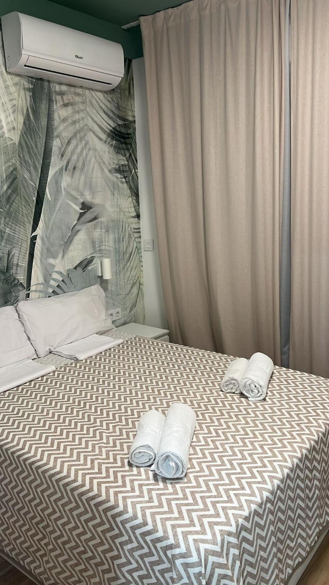 Ra Apartamentos Sevilla Alicante Bagian luar foto