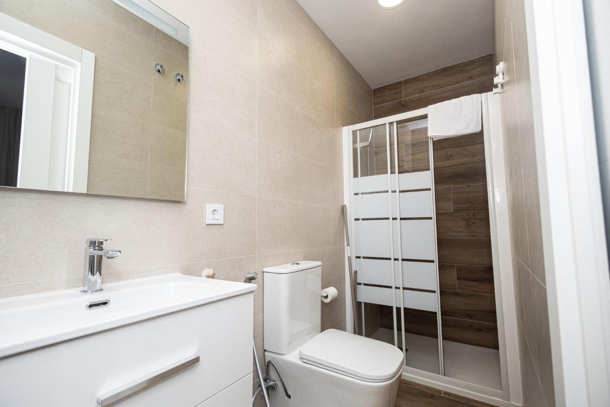 Ra Apartamentos Sevilla Alicante Bagian luar foto