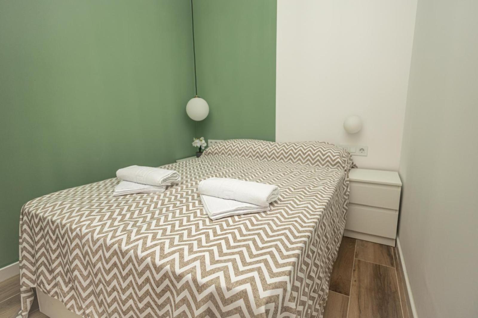 Ra Apartamentos Sevilla Alicante Bagian luar foto