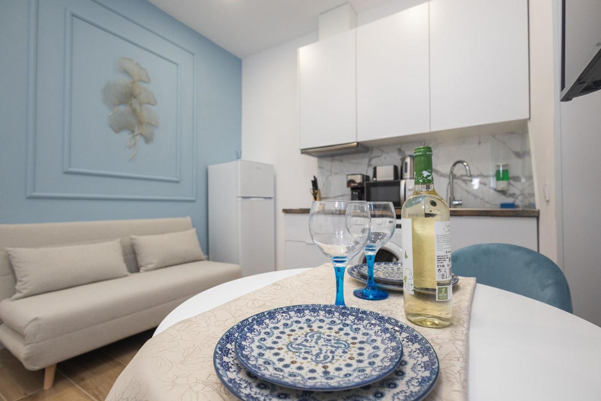 Ra Apartamentos Sevilla Alicante Bagian luar foto