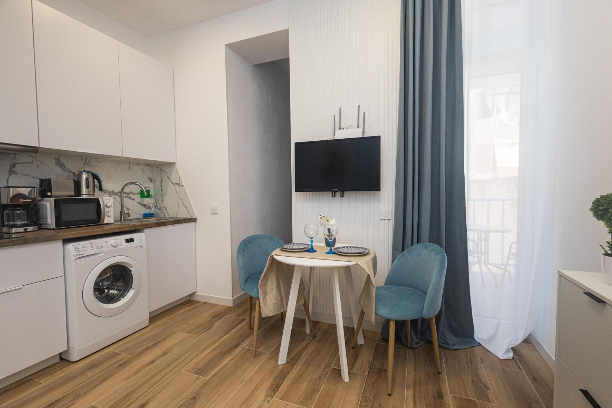 Ra Apartamentos Sevilla Alicante Bagian luar foto