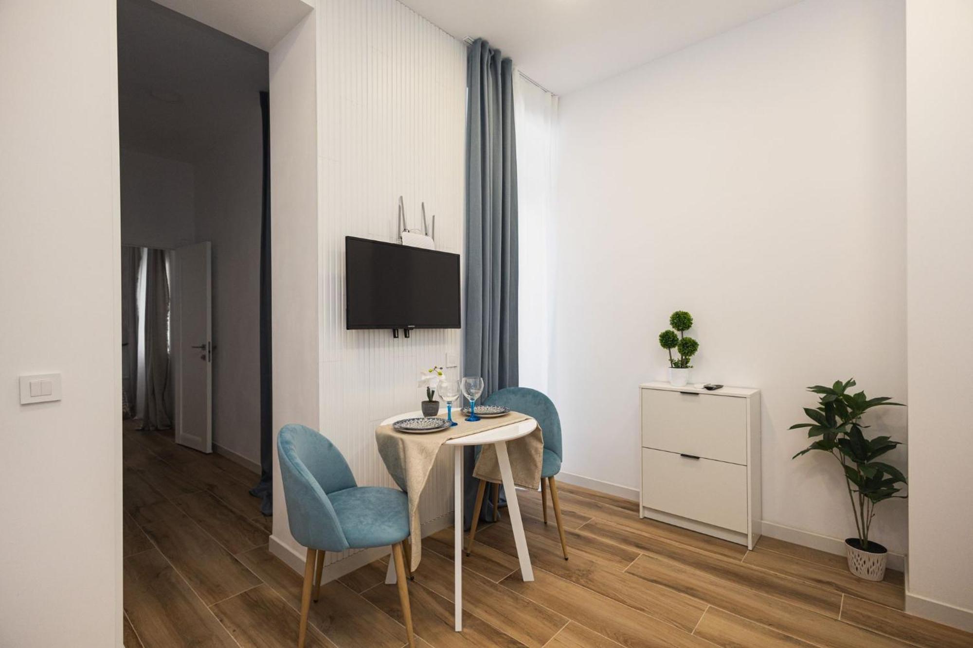 Ra Apartamentos Sevilla Alicante Bagian luar foto